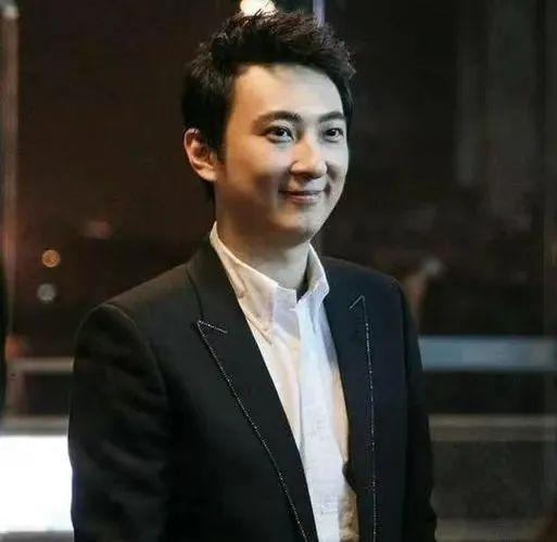 小贾娱乐圈吃瓜事件真相,真相大白背后的曲折历程  第3张